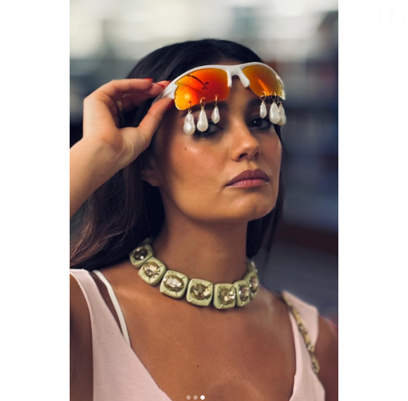 Sophie Charlotte está solteiro; ela brilha em camarote da Sapucaí