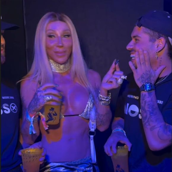 Zé Felipe afirmou que, para ela, Virgínia é muito corajosa por aceitar o convite para ser rainha no Carnaval do Rio