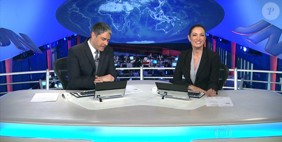 Âncora do JN solta soluço ao vivo e viraliza nas redes