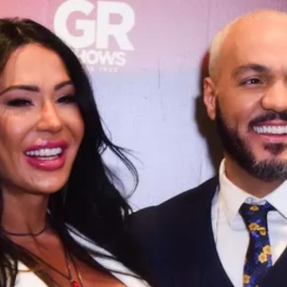 Belo e Gracyanne Barbosa surpreendem em Natal juntos 8 meses após separação polêmica depois de traições