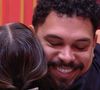 O 'BBB 25' deste domingo (13) começou com a surpreendente eliminação de Vinícius