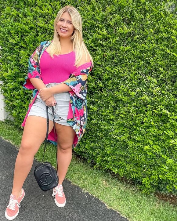 Aos 12 anos, Marília Mendonça começou a compor - muito antes de se tornar a voz do feminejo