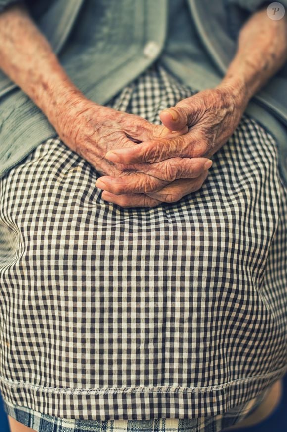 A Psicologia descreve esse fenômeno como a descoberta de que muitos dos laços eram sustentados pela proximidade ou pela obrigação, em vez de por uma conexão profunda