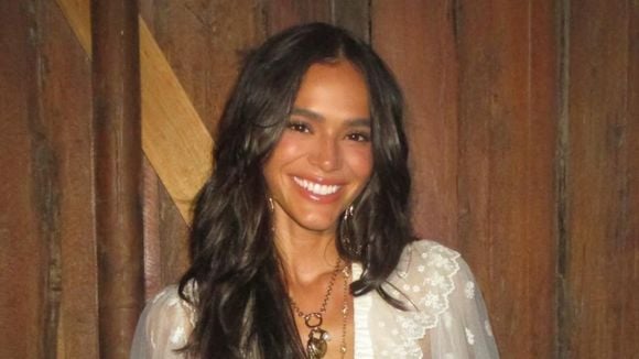 Bruna Marquezine aos 30 anos: 'Sou a louca do laser. Faço para a qualidade da pele, para redensificar, para estímulo de colágeno'