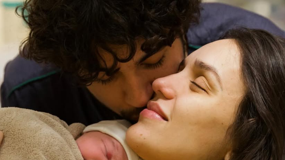 Além de Zuza: o nome completo da filha de Rafa Kalimann e Nattanzinho tem outra escolha em alta nos cartórios do Brasil em 2025. Veja fotos da bebê!