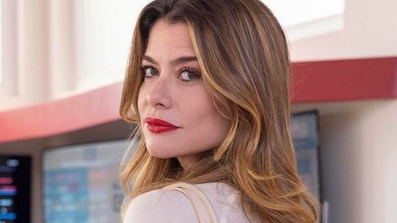 A psicologia diz que as mulheres que sempre passam batom não são mais vaidosas: essa é uma forma de expressar como se sentem