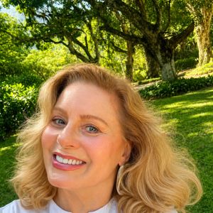 "Chega uma certa hora em que a solitude ajuda. E tem o seguinte: ninguém conhece nosso corpo melhor do que nós mesmas", disse Vera Fischer