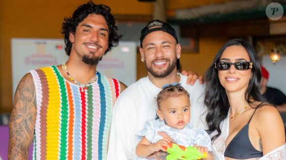 ' Neymar e Gabriel Medina continuam amigos, mantendo contato e convivência sempre que suas agendas permitem', afirmou assessoria do surfista