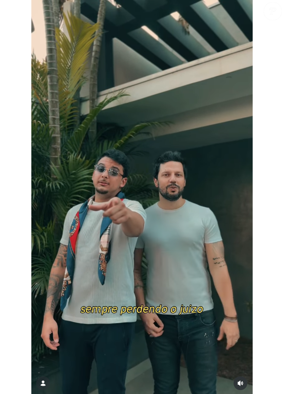 Hoje formando a dupla Servo e Sheik, o cantor sertanejo voltou a se pronunciar sobre uma disputa de anos que trava contra a ex-namorada