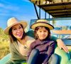 De acordo com Maíra, a filha também tem algumas sensibilidades, como a cheiros e luzes, o que dificulta seus cuidados no dia a dia