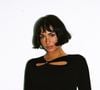 Taylor LaShae usa corte Blunt Bob com franja