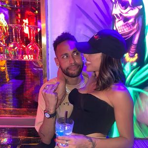 Na legenda do post no Instagram, Bruna Biancardi se declarou à Neymar.