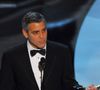 Outro nome de peso é George Clooney. Assim como Madonna, o astro de Hollywood teve sorte na SuperEnalotto italiana, em 2010. O ator comprou cerca de mil bilhetes e acabou sendo premiado.