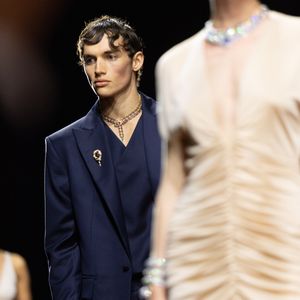 Em Milão a marca de luxo  Bvlgari revelou mais de 160 novas criações entre alta joalheria, relógios de luxo, bolsas exclusivas e fragrâncias