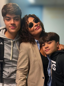 Presente de Dia das Mães com status de joia: 4 fragrâncias de musk que reinterpretam o luxo do Oriente Médio em perfumes