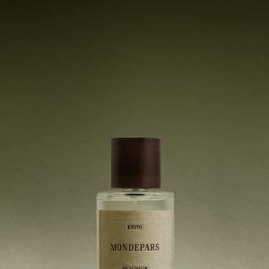 No coração do Kyoto, perfume de 100 ml da Mondepars, aparecem notas de matcha, figo e cassis, combinação que acompanha a inspiração na tradicional cerimônia japonesa