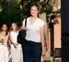 Em seu primeiro dia na Universidade Carlos III, a princesa Leonor usou um look que parecia simples à primeira vista, mas que despertou curiosidade pelos detalhes