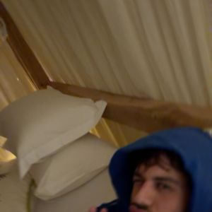 Depois da virada, ainda na madrugada, Zé Felipe publicou um recado 'curto e grosso' sobre sua vida em 2026