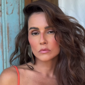 Deborah Secco interpretava uma mulher soropositiva e teve que tirar o glúten, lactose, carne vermelha e carboidratos de sua alimentação