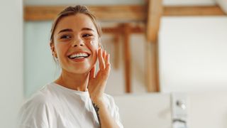 Quer começar o ano investindo em produtinhos de skincare? Essas 3 marcas precisam estar na sua rotina de cuidados!