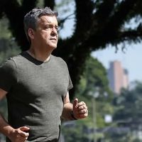 A lição japonesa que Roberto Kovalick, substituto de César Tralli no 'Jornal Hoje', aprendeu ao mudar dieta e perder peso para corrida