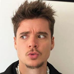 João Lucas surgiu assim em 2022, com o cabelo bem mais curto e o visual diferente