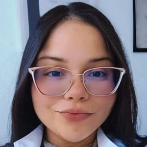 Após chamar atenção pela perda de peso no Big Brother Brasil 26, Ana Paula Renault levanta debate sobre alimentação restrita; nutricionista Fernanda Lopes explica riscos da falta de nutrientes no organismo