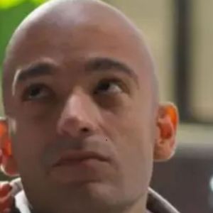 Humberto Carrão raspou a cabeça em 'Vale Tudo'? Globo usou maquiagem para mostrar Afonso sem cabelos