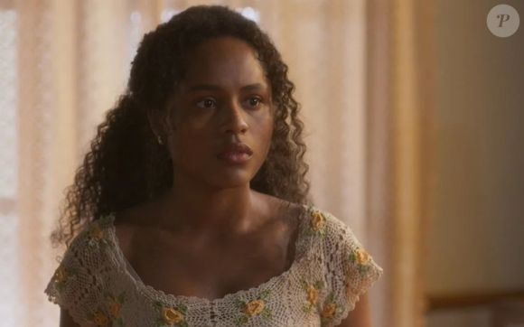 Determinada a abrir os olhos de Clarice, Beatriz começa a procurar provas de que foi enganada por Juliano, Zélia e Maristela