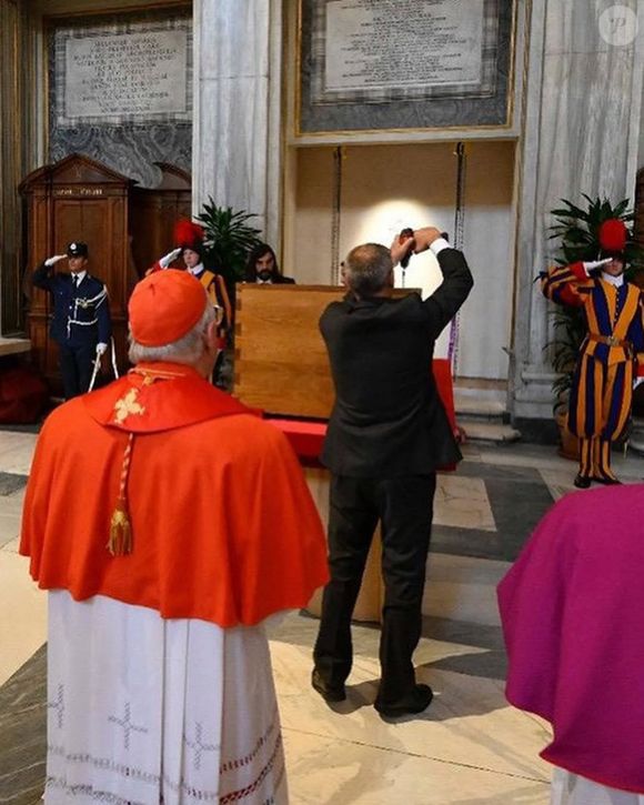 Sepultamento de Papa Francisco: os sigilos em questão são uma série de procedimentos e responsabilidades executadas no período entre a morte de um papa e a eleição do sucessor