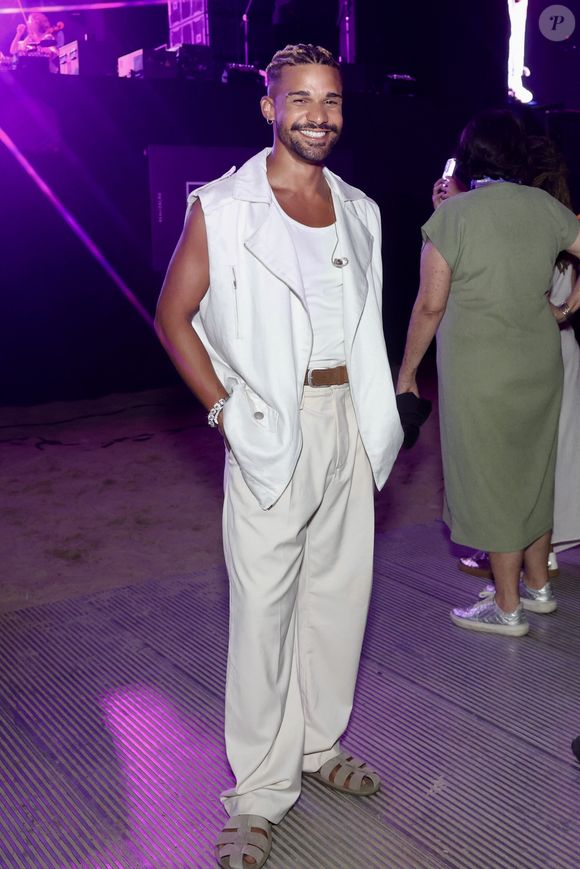 Réveillon 2026: look de Lucas Leto, que apresentou 'Show da Virada' no Multishow, foi all white com dreads