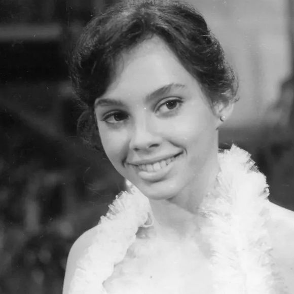 Carla Marins, Joyce em 'História de Amor', foi apelidada de 'malinha', de forma carinhosa, por produtor da Globo quando gravava a novela 'Bambolê' (foto)