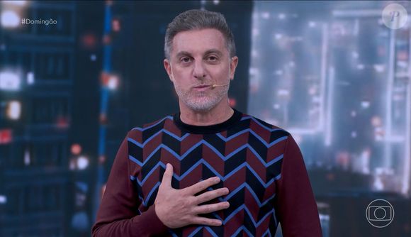 Luciano Huck contou que MC Livinho não poderia mais participar do 'Dança dos Famosos'