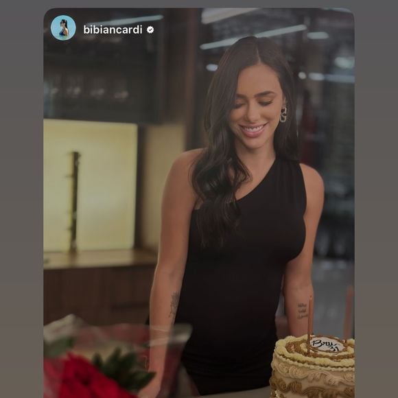 Bruna Biancardi está grávida pela 2ª vez e usou sua rede social para compartilhar fotos das surpresas que ganhou pelo aniversário de 31 anos