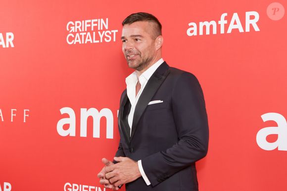 Ricky Martin fez uma aparição em um evento recente e deu o que falar por sua jovialidade