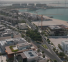 Ligada ao continente por uma ponte privativa de cerca de 300 metros, a Jumeirah Bay Island reúne mansões de altíssimo padrão, marina para iates e propriedades avaliadas em milhões de dólares
