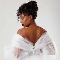 Qual é o melhor perfume para noivas? 4 dicas preciosas de perfumista que toda mulher vaidosa precisa antes do casamento