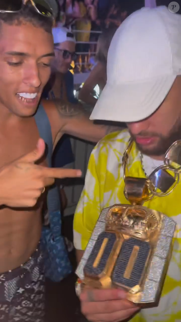 Neymar é ‘minha maior referência’, declarou Buzeira na ocasião