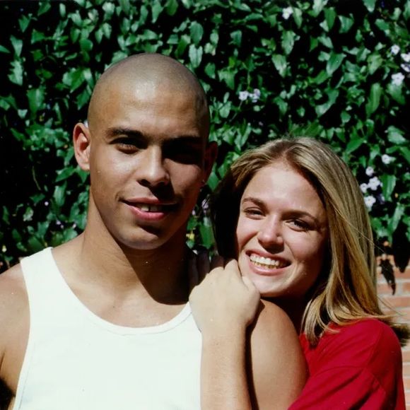 Ronaldo Fenômeno fez participação em 'Malhação' ao lado da namorada na época, Susana Werner