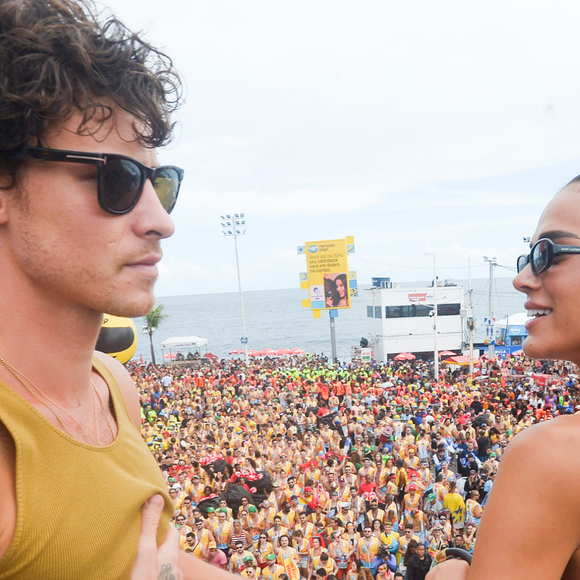 Bruna Marquezine dá fora em repórter que fez pergunta sobre Shawn Mendes, mas web aclama postura; veja o vídeo