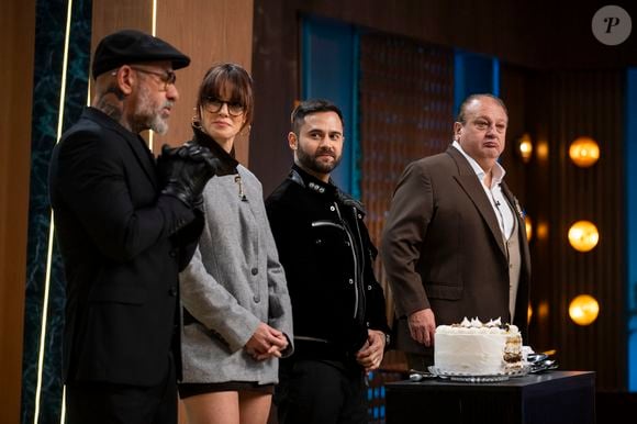 Helena Rizzo, Henrique Fogaça e Erick Jacquin formam a bancada titular do MasterChef Brasil 2026; dupla ficou ausente de parte do 13º episódio