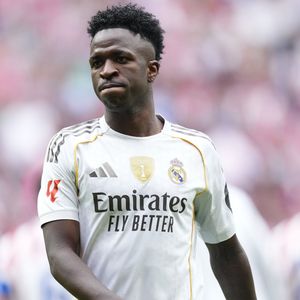 'Vini Jr. ofereceu muito pouco', cutucou jornal 'Marca' sobre atuação do brasileiro na derrota e eliminação da Copa do Rei