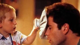 'Eu simplesmente não consegui me forçar a fazer isso': Quentin Tarantino se recusa há 36 anos a assistir a um dos filmes de maior sucesso de John Travolta