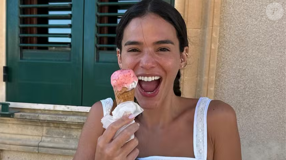 Adeus Adidas Samba: estes New Balance na cor 'morangos com chantilly' são mais confortáveis, elegantes e delicados para seu 2026