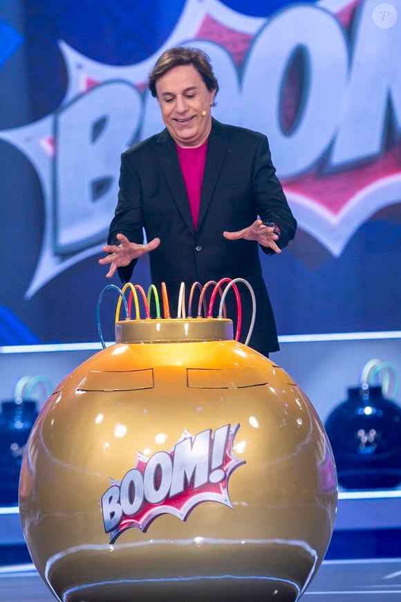 Tom Cavalcante ganhou um segundo programa, o ‘Boom’, que, apesar de não ter repetido o sucesso de audiência do ‘Acerte ou Caia!’, foi renovado