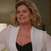 Após 6 amantes em 'Vale Tudo' e muito fogo na cama, Odete Roitman surpreende e faz por um homem algo que você nunca imaginaria