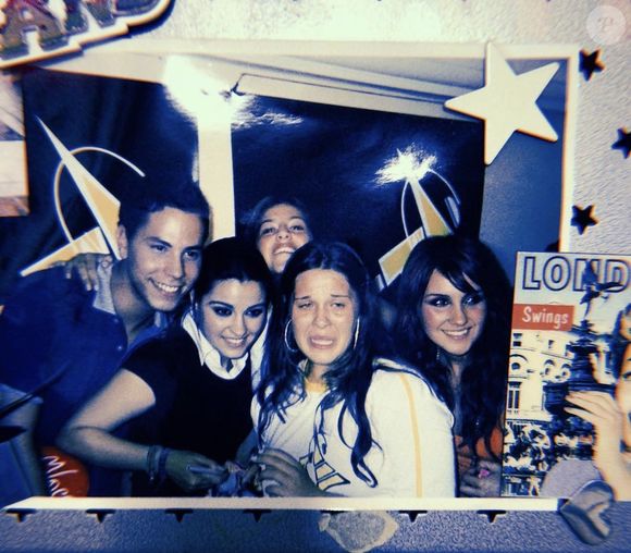 Letícia Rodrigues, que interpreta a Sandrão em 'Tremembé', compartilhou foto antiga com o RBD em 2006