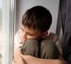Crianças podem ter dificuldade para identificar e expressar emoções. Psicólogo explica como os adultos podem ajudar os pequenos a falar sobre sentimentos