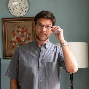 Hudson (Emílio Dantas) arma plano para roubar Sofia na novela Dona de Mim