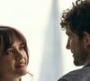 Protagonizada por Robin Wright e Olivia Cooke, que travam um embate eletrizante na tela, do qual é impossível desviar o olhar, a produção conta ao todo com seis episódios